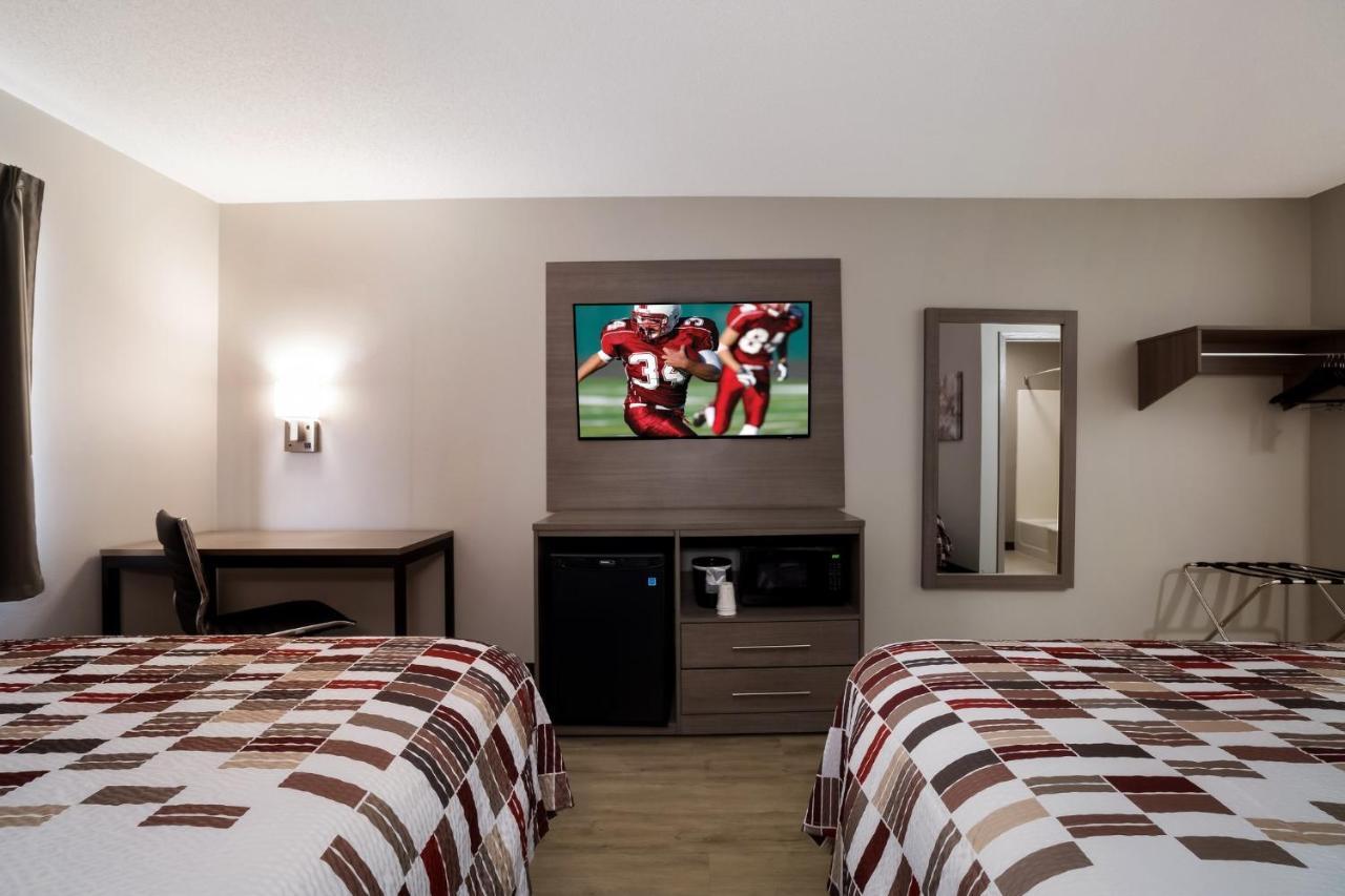 Super 8 By Wyndham Marston Motel Kültér fotó